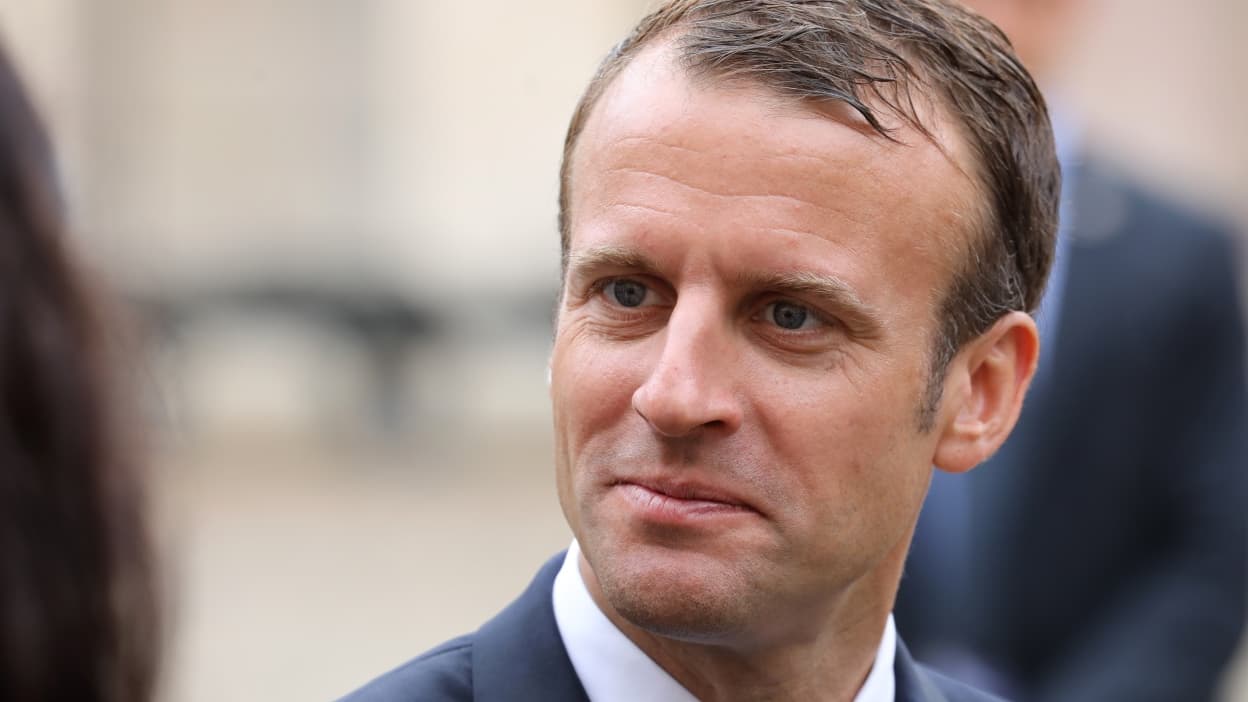 Эммануэль макрон в турции. Эммануэль макрон. Макрон с женой 2022. Форель макрон. Лоран макрон.