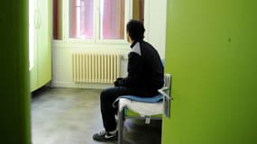 Un adolescent de 17 ans dans sa chambre au CEF de Valence, le 7 décembre 2012.