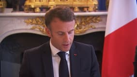 Emmanuel Macron fixe l'objectif "d'au moins un million de voitures électriques" en 2027 produites en France