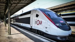 Un TGV en gare de Lyon à Paris.