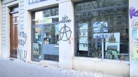 Un commerce dégradé à Lyon lors de la manifestation du 1er mai 2023.