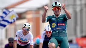 Le sprinteur Mads Pedersen vainqueur de la 15e étape de la Vuelta, 7 septembre 2025