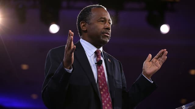 Le républicain Ben Carson a officialisé son retrait de la course à la Maison blanche.