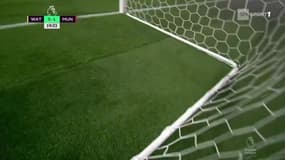 Premier League : Incroyable 1ère période d'Ashley Young !