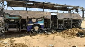 Dix personnes, dont quatre Français, ont été tuées dans un accident de car à Assouan, en Egypte, le 13 avril 2022 (ILLUSTRATION)