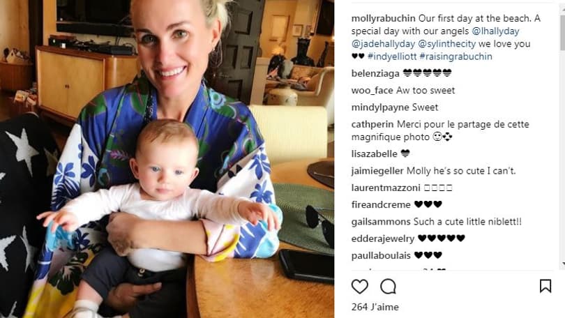 Laeticia Hallyday prend la pose avec le petit Indy Elliott