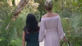 Laeticia Hallyday et sa fille Joy, à Palm Springs, en juin 2021.