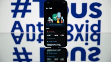 L'application TousAntiCovid sur un smartphone, le 28 octobre 2020 à Toulouse