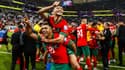 Les Marocains célèbrent la victoire contre le Portugal au Mondial 2022