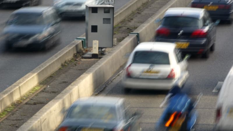 L'homme a été relaxé après avoir été accusé d'avoir fait un doigt d'honneur à un radar