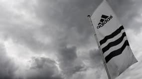 Adidas continue de sponsoriser la Fifa, mais pas la Fédération internationale d'Athlétisme. 