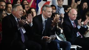 Gérard Larcher, Bruno Le Maire et Patrick Stefanini assistant à un meeting de François Fillon le 25 novembre 2016 à Paris. 