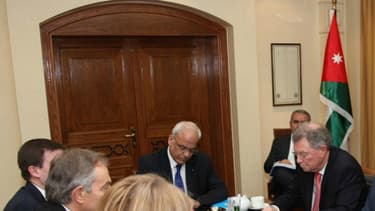 Des membres du Quartet avec des émissaires israéliens et palestiniens en 2012 en Jordanie.
