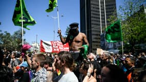 Des cheminots ont tenté de pénétrer la gare Montparnasse