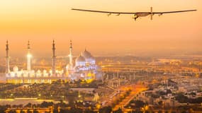 Solar Impulse 2 a pris son envol ce lundi