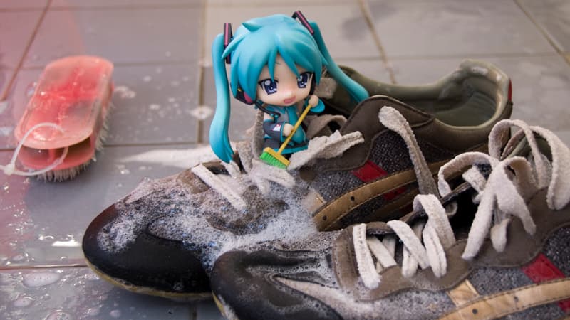 Les filles consacrent 45 minutes de plus en moyenne par jour aux taches domestiques.