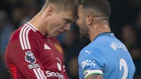 Kyle Walker et Rasmus Hojlund lors de Manchester City-Manchester United, le 15 décembre 2024 en Premier League
