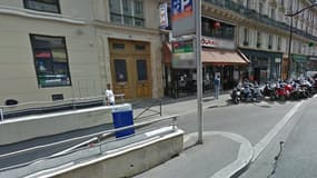 Une des entrées du parking de la gare du Nord, dans le 10e arrondissement de Paris.