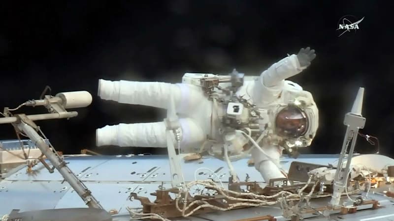 L'astronaute Jack Fischer à l'extérieur de la Station spatiale internationale le 23 mai 2017