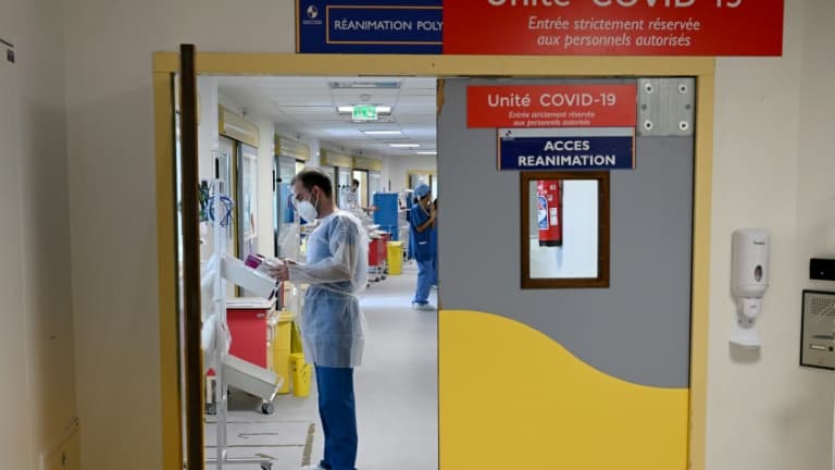 L'unité Covid-19 de l'hôpital de la Timone, à Marseille, le 5 janvier 2022