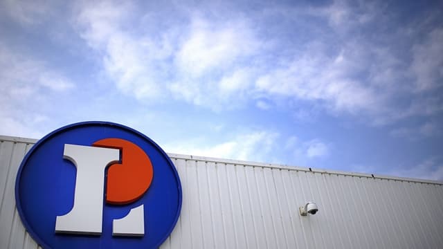 Leclerc compte aussi ouvrir un hypermarché dans le quartier rénové de Montparnasse.