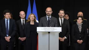 Le Premier ministre Édouard Philippe entouré de plusieurs de ses ministres, le 11 avril 2019 à Strasbourg