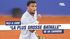  Tennis : Fils heureux, avec les pieds sur terre