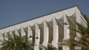 Majlis al-Umma, le Parlement du Koweït, a lancé une enquête sur deux contrats noués par des Français dans l'Emirat.
