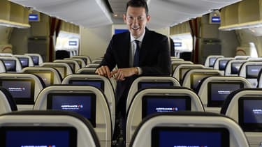 Benjamin Smith va cumuler jusqu'au 31 décembre 2018 les fonctions de DG du groupe Air Frabce KLM et celle de DG de la compagnie Air France.
