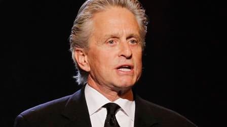 L'acteur américain Michael Douglas a confié mardi souffrir d'un cancer de la gorge à un stade avancé mais s'est dit optimiste quant à sa guérison. /Photo prise le 13 juin 2010/REUTERS/Gary Hershorn