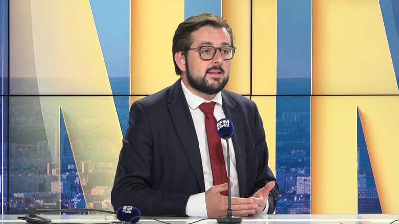 Il veut introduire une dose de capitalisation dans les retraites, moins taxer le travail ou encore restaurer le monopole d'EDF: le candidat PS Philippe Brun dévoile son programme pour la présidentielle