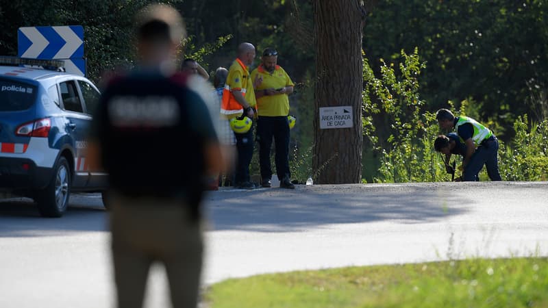 La police espagnole sur les lieux où Younes Abouyaaqoub a été abattu, le 21 août. 