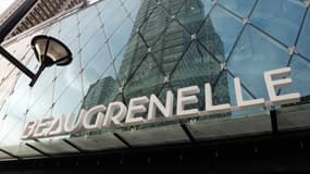 Le centre commercial Beaugrenelle, inauguré en octobre 2013, est situé dans le 15e arrondissement.