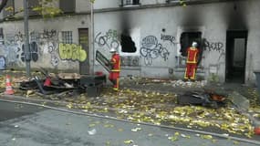 L'incendie de cet immeuble à Ivry-sur-Seine a fait deux morts ce dimanche.