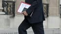 Alors que l'opposition de gauche accuse le gouvernement d'imposer aux Français un plan de rigueur, François Fillon estime, pour sa part, que le Parti socialiste est "dans la caricature permanente" en matière économique, accusant le PS d'être "inguérissabl