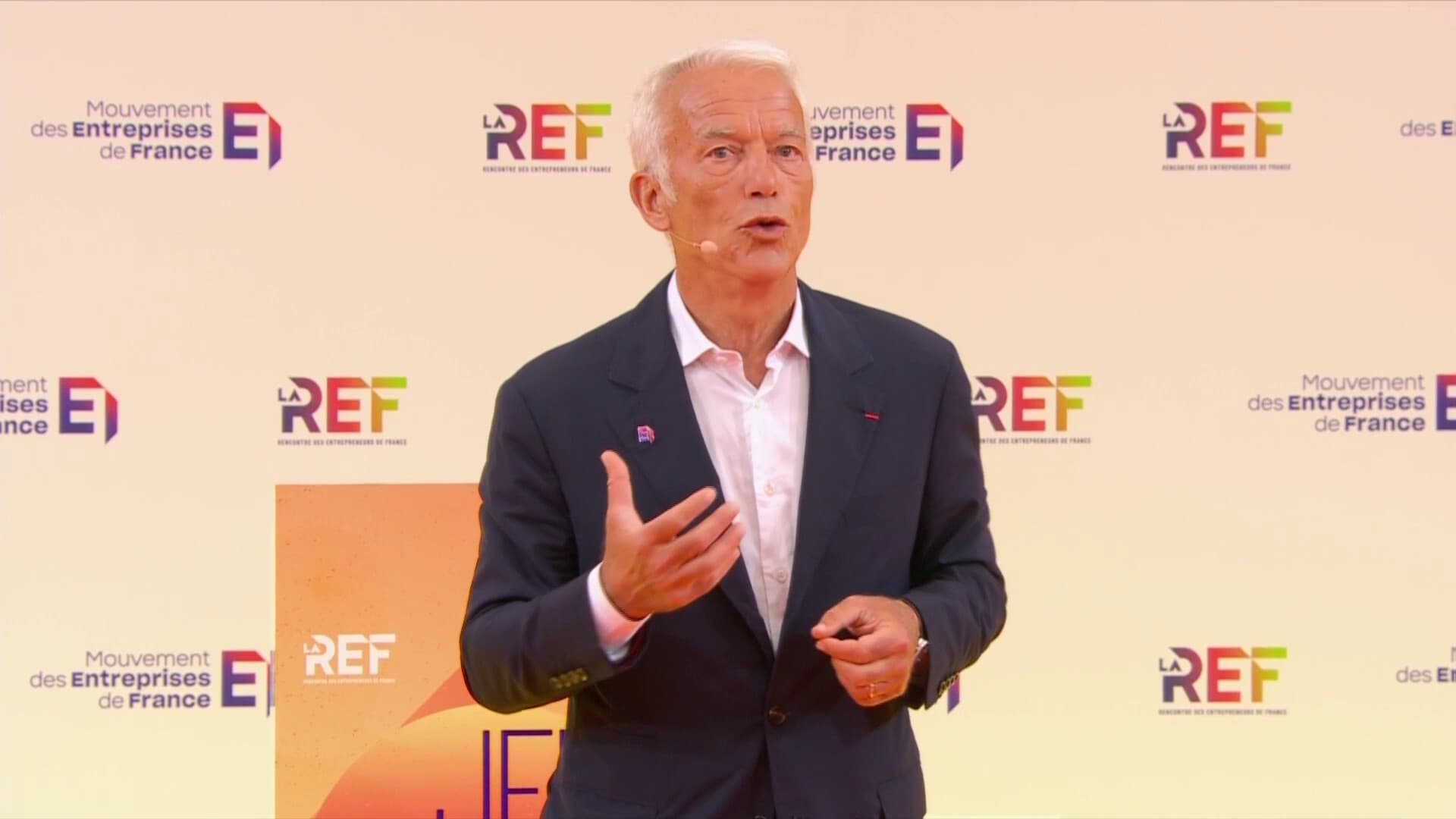 "TRAVAILLER PLUS EST UN IMPÉRATIF ÉCONOMIQUE": LE PATRON DU MEDEF POSE SES CONDITIONS À BAYROU POUR LE BUDGET 2026