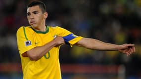 Le footballeur brésilien Lucio avec le Brésil en Coupe du monde, à Johannesburg le 26 juin 2010