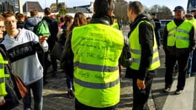 Les blocages des routes et autoroutes débuteront samedi 17 novembre dans toute la France. 