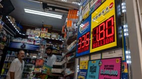Deux chanceux ont remporté le jackpot du Powerball et se partageront 1,8 milliard de dollars.