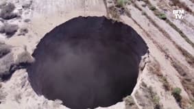Chili: les autorités enquêtent sur un mystérieux gouffre de 25 mètres de diamètre apparu à proximité d'une mine 
