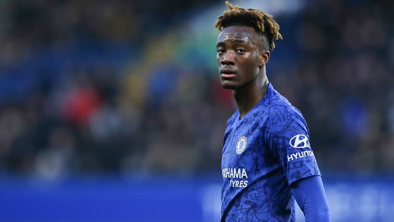 Mercato: Arsenal fonce sur Abraham selon la presse britannique