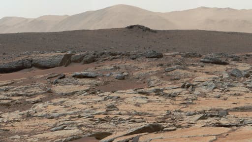 La sonde américaine Curiosity a pour la toute première fois découvert à la surface de Mars des preuves directes de l'existence de ce qui fut autrefois un lac