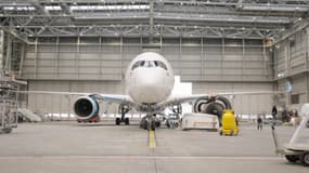 La société Crystal Aero Solutions garantit la sécurité des vols en assurant la maintenance et la navigabilité des avions.