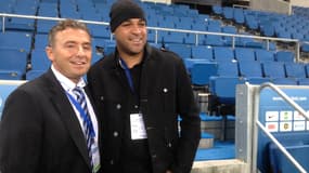 Adriano aux côtés de Christophe Maillol à leur arrivée sur la pelouse du stade Océane