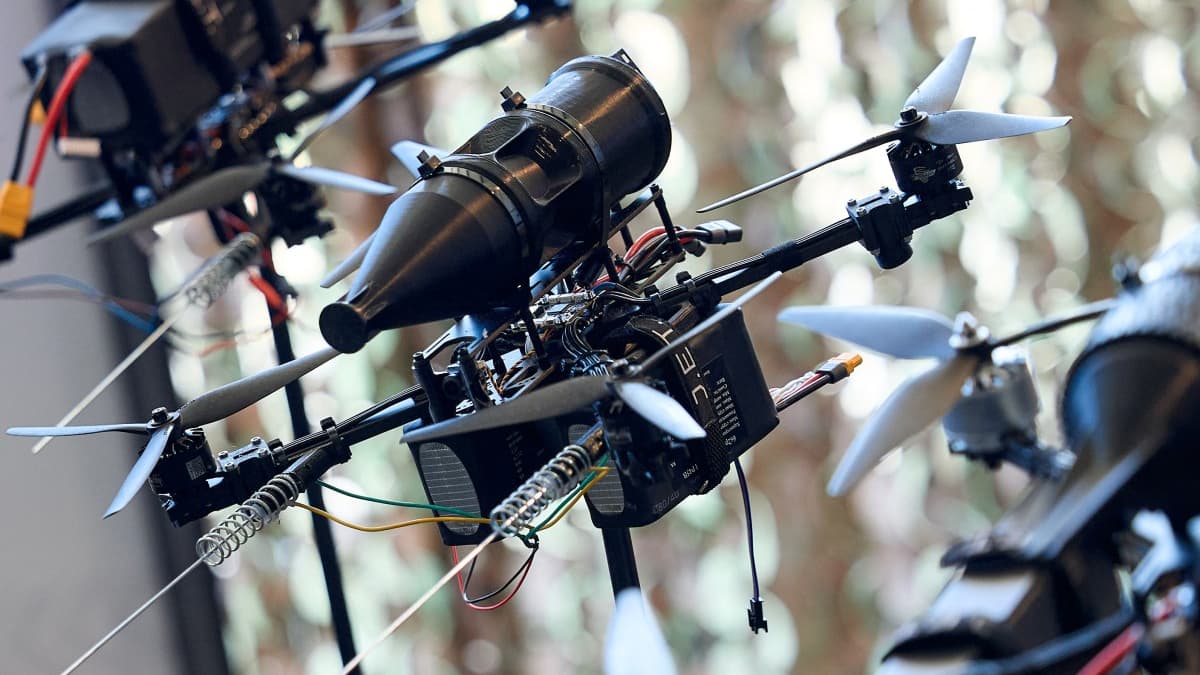 ET SI LES EUROPÉENS PRENAIENT EXEMPLE? DÉSORMAIS EXPERTE EN GUERRE DES DRONES, L'UKRAINE VEUT DÉVELOPPER SA "SILICON VALLEY" MILITAIRE