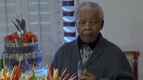 Nelson Mandela, 94 ans, souffre de nouveau d'une infection pulmonaire
