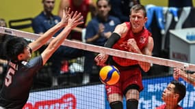 David Smith, volleyeur de l'équipe américaine, lors du Mondial d'octobre 2023 au Japon