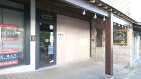 La boutique à Carnac où s'est encastrée un voiture, le samedi 26 juillet