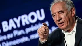 François Bayrou, président du MoDem, lors de l'université d'été du parti, le 25 septembre 2022 à Guidel, dans le Morbihan