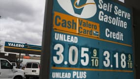 L'augmentation de la taxe fédérale sur le carburant coûterait à l'automobiliste américain moyen environ 9 dollars par mois, selon le président US de la chambre de commerce. 